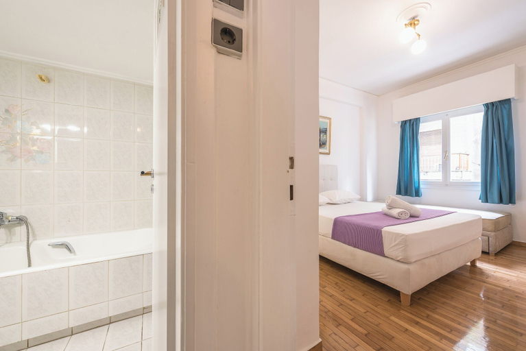 Bedroom 3, Victoria Majestic Suites Apartments, Attica