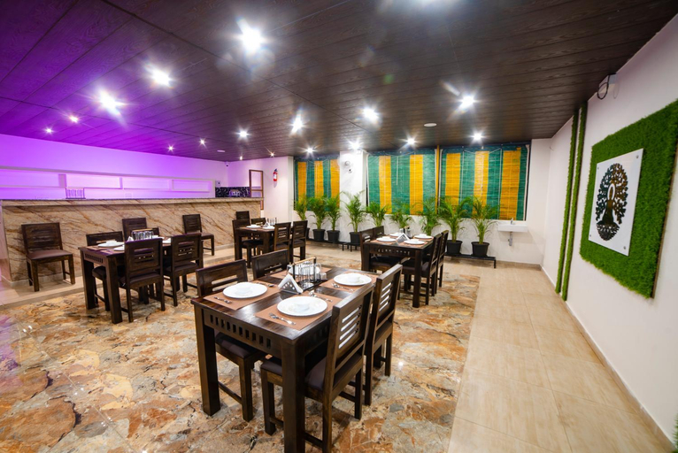 Food & Drinks, MURALI KRISHNA APART HOTEL, East Godavari