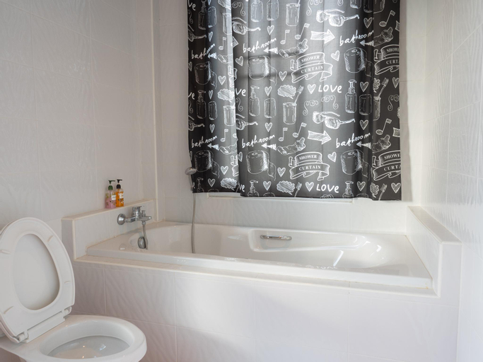 Bathroom 5
