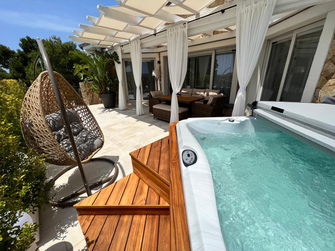 Others 5, Suite Aquamarina con Jacuzzi & SPA, Carbonia-Iglesias