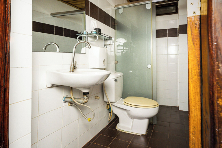 Bathroom 5, Villa Khoum Xieng Thong Boutique, Luang Prabang