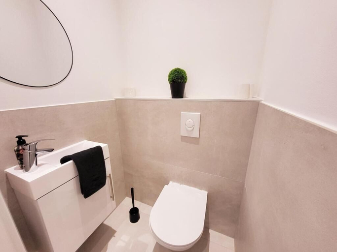 Bathroom 3, Novara City Apartment, Wien