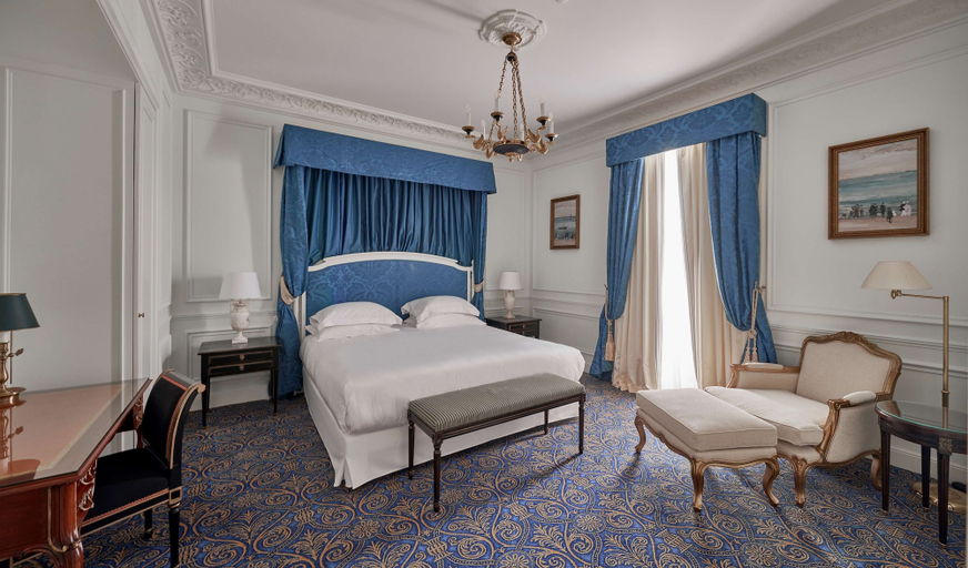 Bedroom 2, Hôtel du Palais Biarritz, in The Unbound Collection by Hyatt, Pyrénées-Atlantiques
