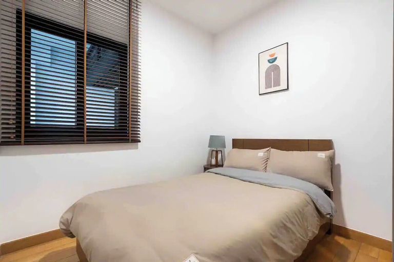 Bedroom 12