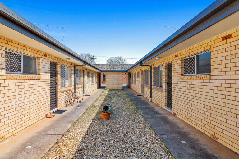 Exterior & Views 2, Wagga CBD Apartments, Wagga Wagga - Pt A