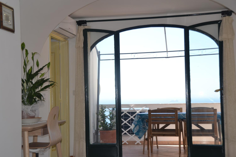 Others 4, Alexa & Ella House, Salerno