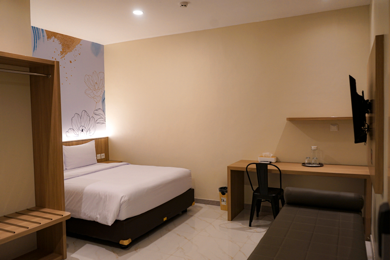 Bedroom 12