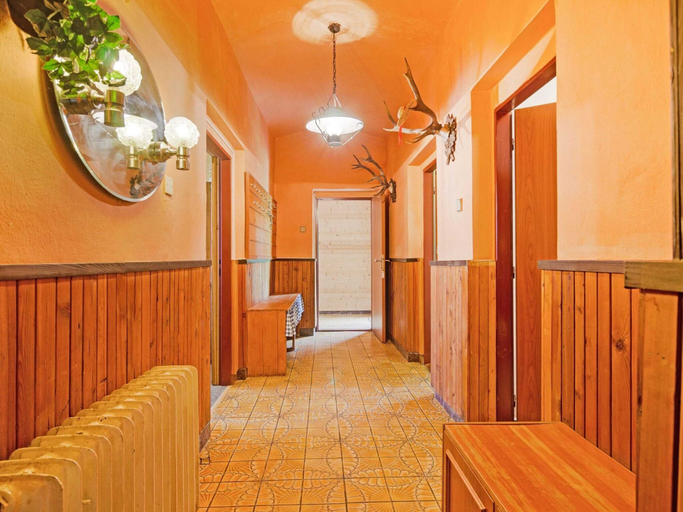Others 5, Mountain Home With Garden, Trutnov