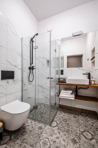 Bathroom 3, MONTEZERA Butikowe Ekspedycje Sauna i Widok, Jelenia Góra