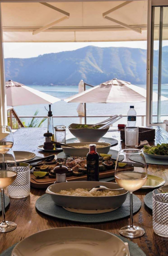 Food & Drinks, Villa Dei Fiori, São Sebastião