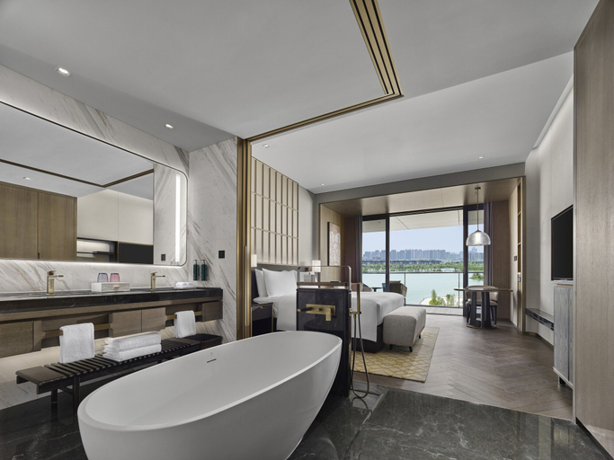 Bathroom 5, Hilton Changshu, Suzhou