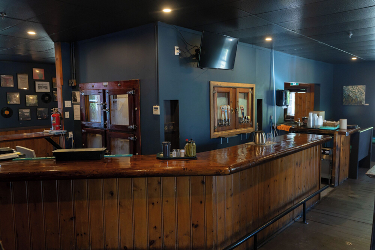Food & Drinks 5, The Bala Bay Inn, Muskoka