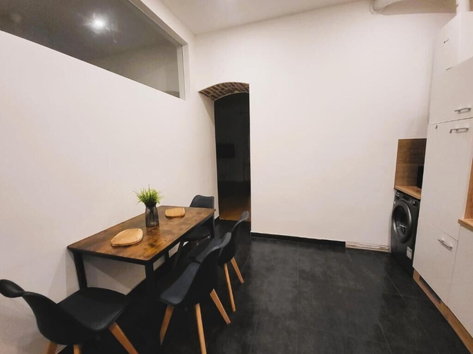 Others 3, Neulerchenfelder Apartment Vienna, Wien