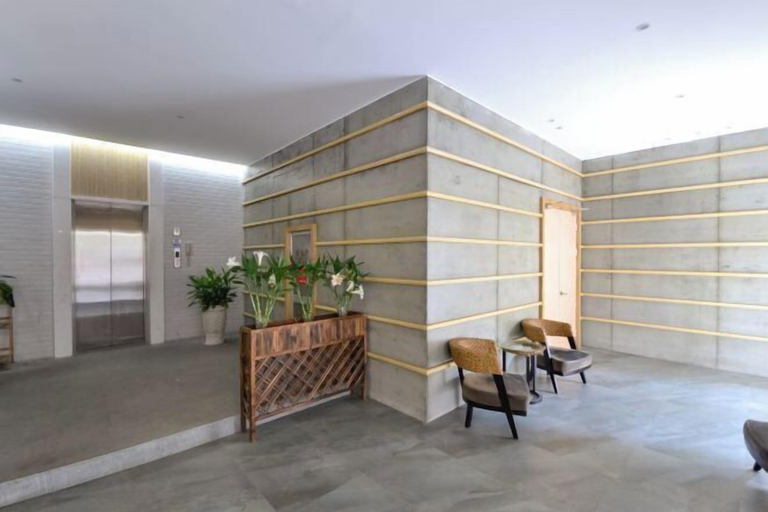 Others 5, Cloud Hening and Manhua Hotel, Lishui
