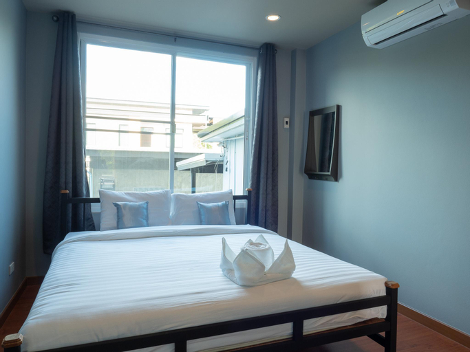 Bedroom 13