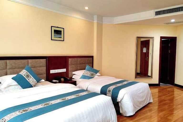 Bedroom 3, Zhenghua Hotel, Zunyi