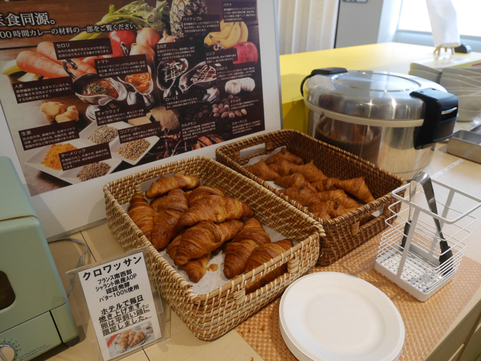 Food & Drinks 7