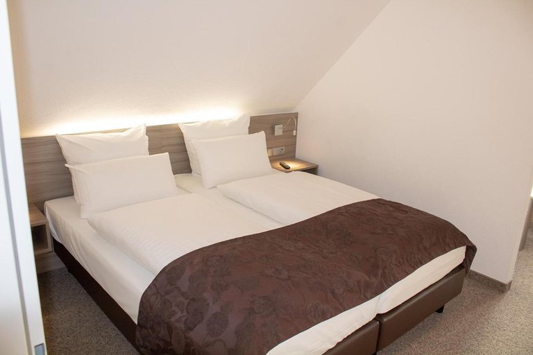 Bedroom 3, Cuxlandhotel Studio 202, Cuxhaven