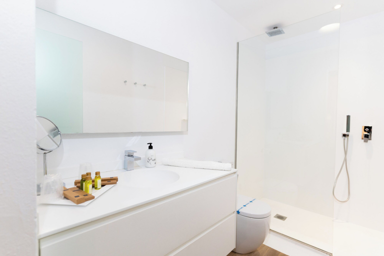 Bathroom 4, Can Roca Nou, Baleares