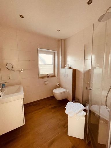 Bathroom 5, Ferienwohnungen MEERAUSZEIT Norddeich, Aurich