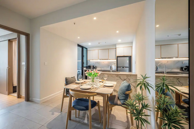 Dining Room 8