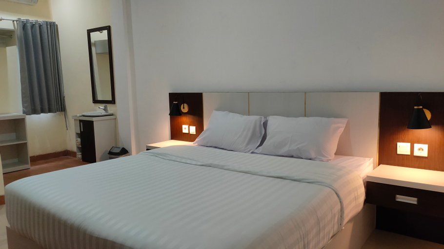 Bedroom 8
