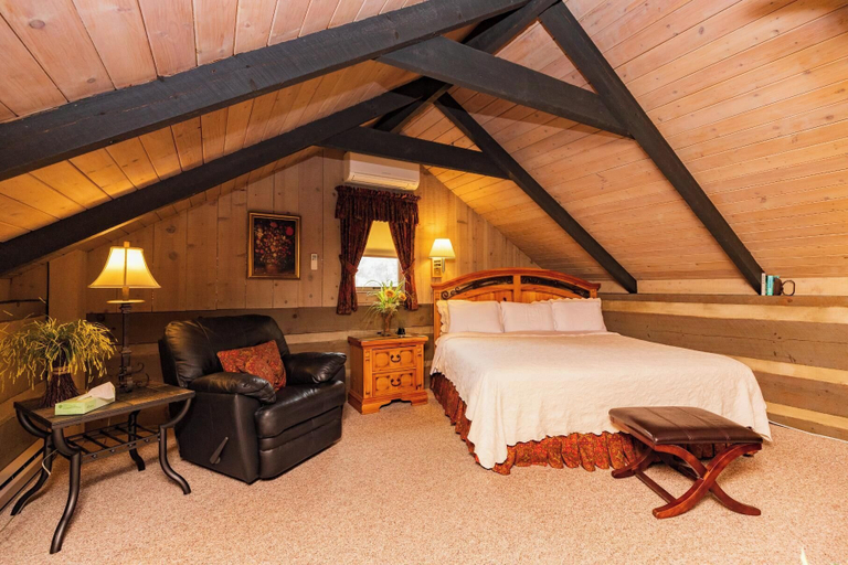 Bedroom 2, Azalea Garden Inn, Watauga