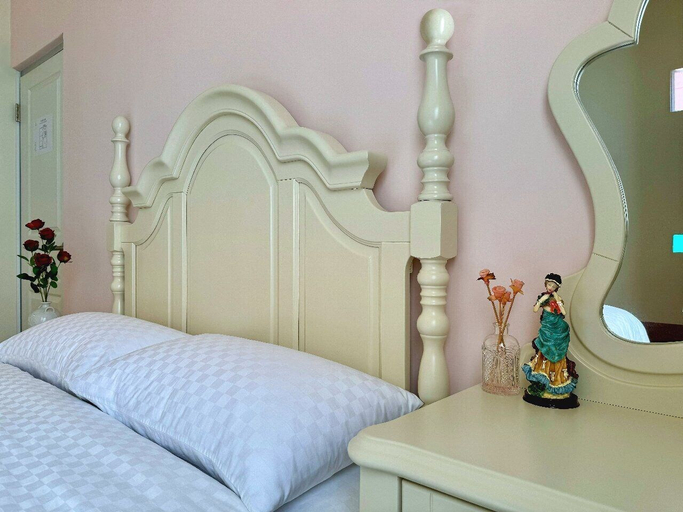 Bedroom 2, Ronchamp Villa, Tainan