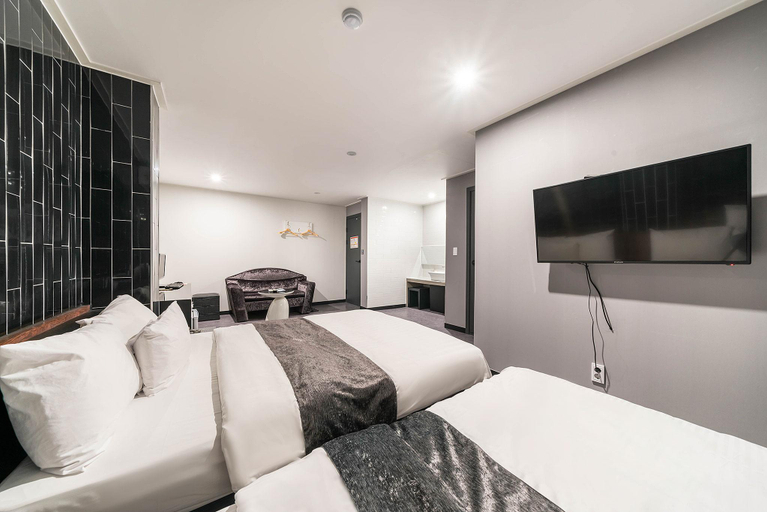 Bedroom 5, Line Hotel, Gimpo
