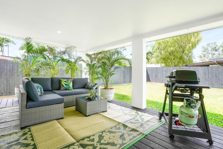 Others 5, Greenslopes House, Cairns