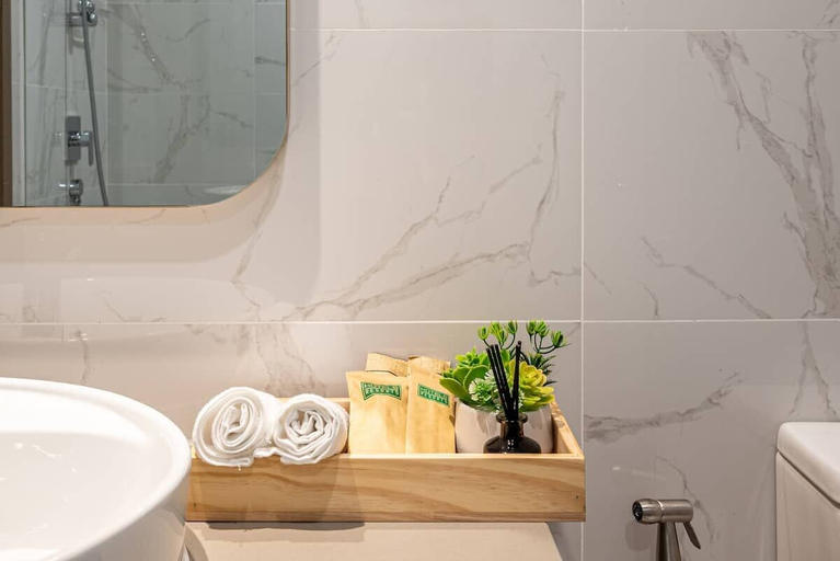 Bathroom 4