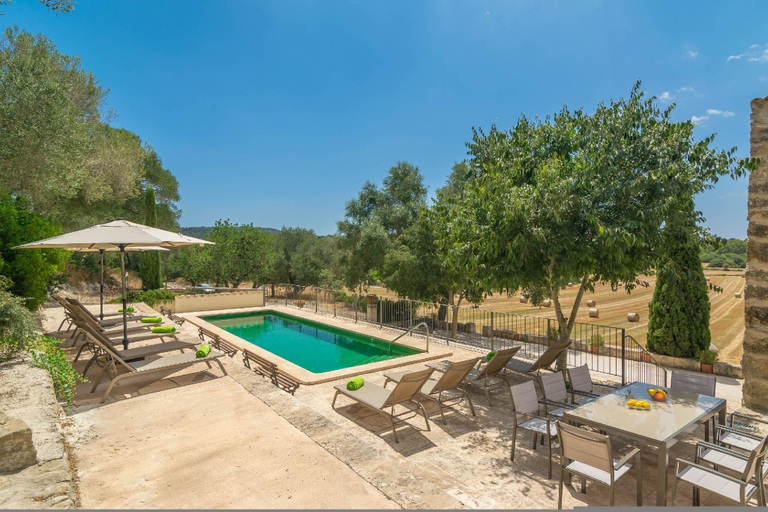 Sport & Beauty, Ses Cases Velles de Son Baro, Baleares