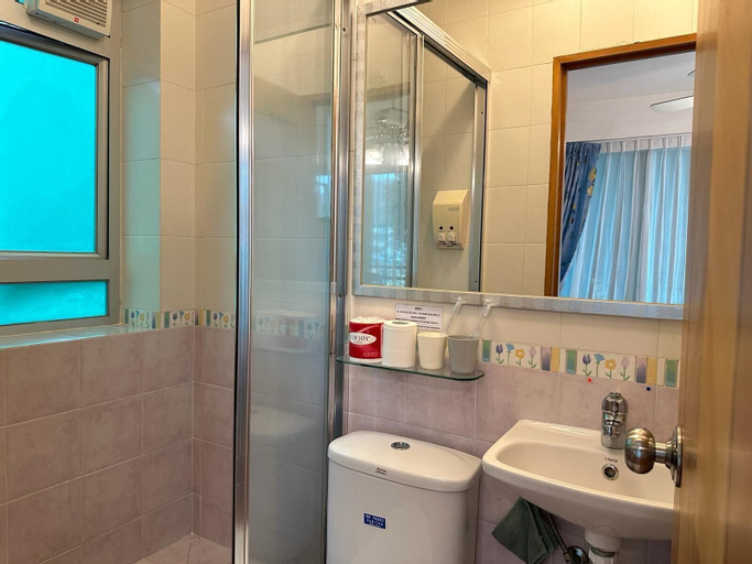 Bathroom 27