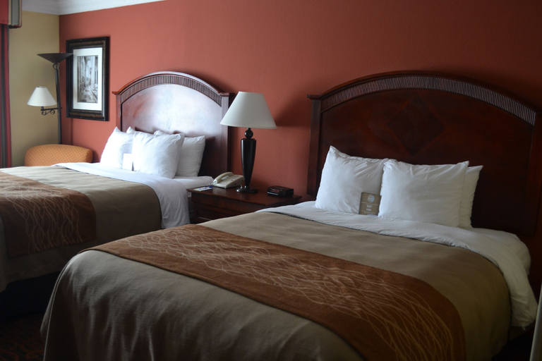 Bedroom 2, Comfort Inn & Suites Houston Key-Katy, Houston