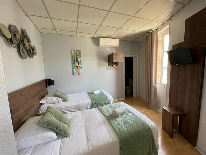 Bedroom 4, Hôtel Le Rochegude, Tarn