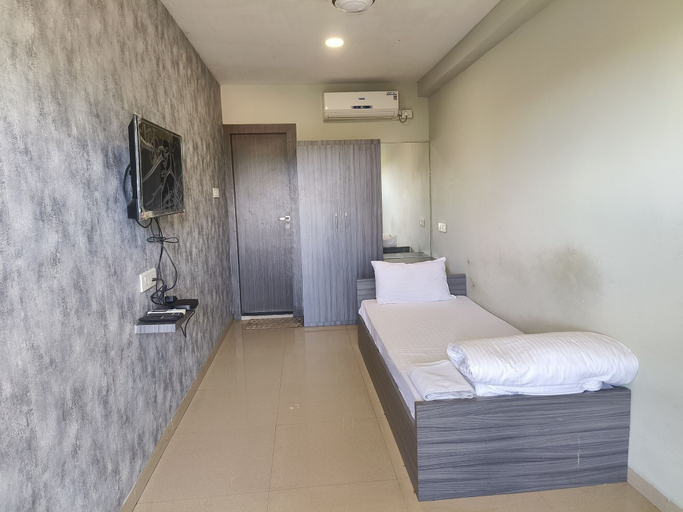 Bedroom 4, Hotel Royal Retreat, Sambalpur