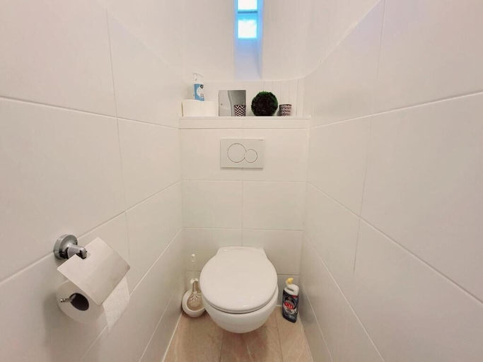 Bathroom 2, Wipplinger Home Apartment Vienna, Wien