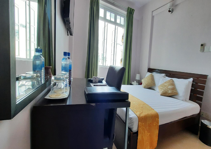 Bedroom 2, Hotel Octave Maldives, Malé