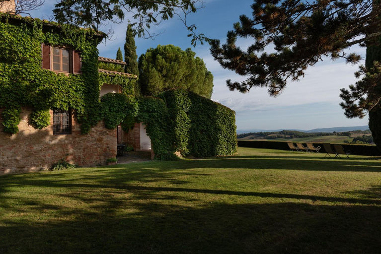 Others 5, Villa Montelisi, Siena