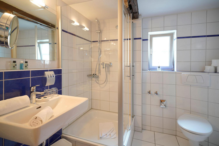 Bathroom 5, Hotel Adler am Schloss, Ludwigsburg