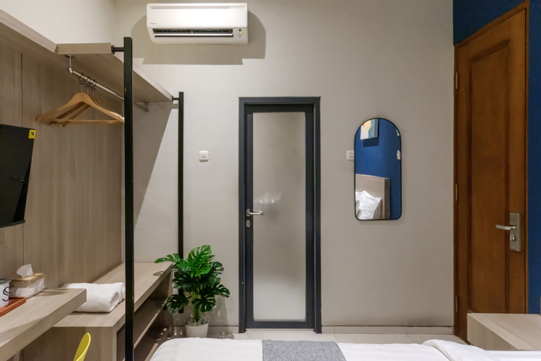 Bathroom 6