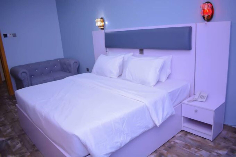 Room 2, Whyte House Hotels, EsanWest