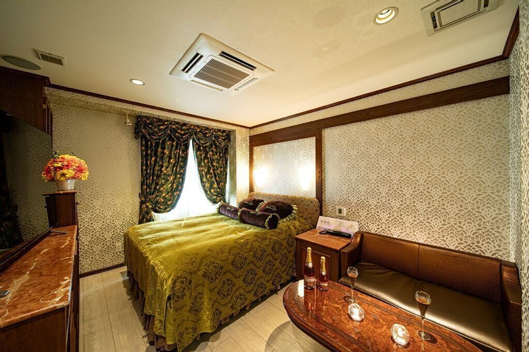Bedroom 8