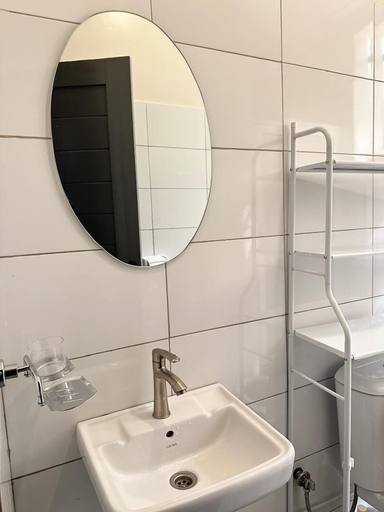 Bathroom 2, Livluxe Apartments 1, Kampala