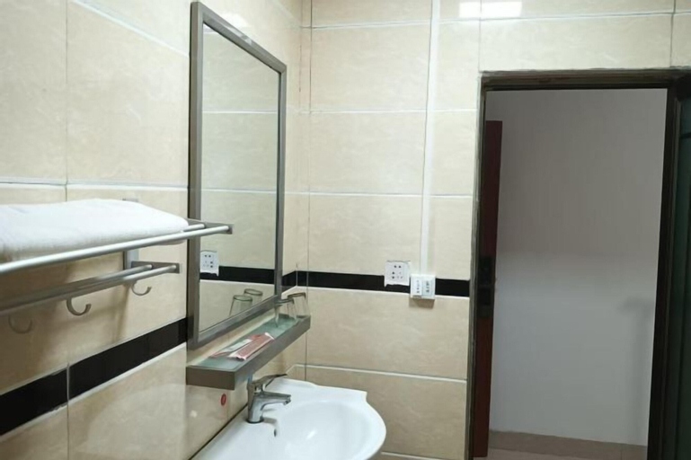Bedroom 3, The story of Danxia Inn, Shaoguan