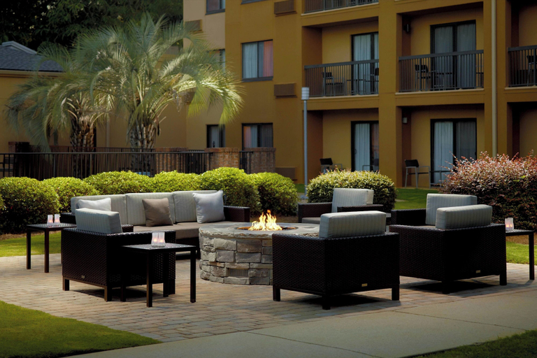 Food & Drinks 4, Courtyard by Marriott Macon, Bibb