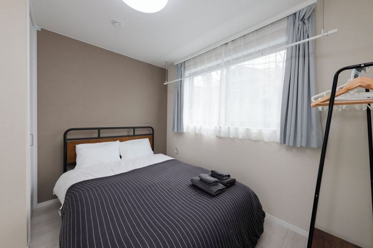Bedroom 2, LIVION V Hatagaya by Tranova, Shibuya