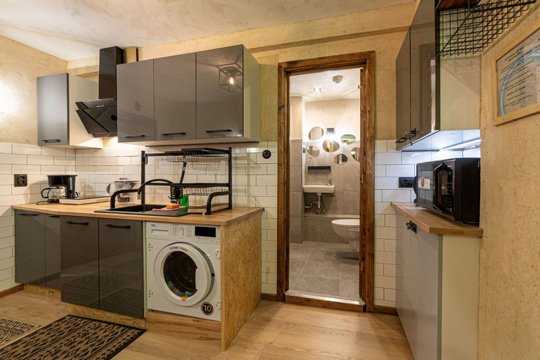 Others 3, RentPlanet - Apartament Rejtana, Środa Śląska