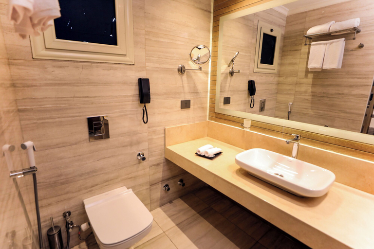 Bathroom 3, Cairo Taj Mohandessn Hotels & Suites, Bulaq al-Dakrur