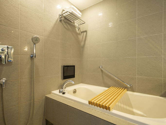 Bathroom 2
